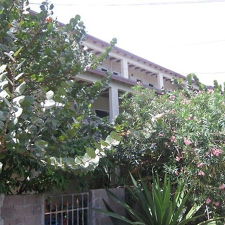 Culture House Hotel Basseterre Luaran gambar